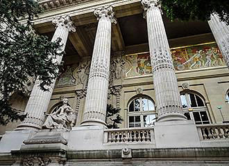 Grand Palais columns eastern side