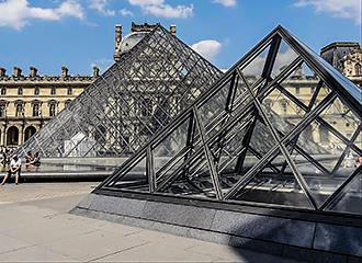 Musee du Louvre two pyramids