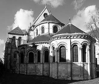 Prieure Saint-Martin-des-Champs building