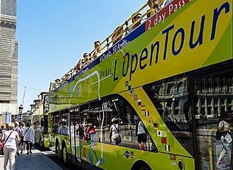 Paris l’Open Tour bus