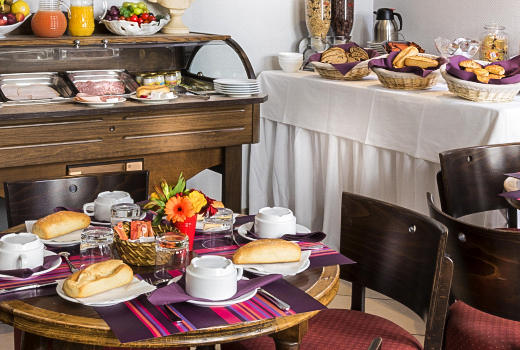 Hotel Agate breakfast room