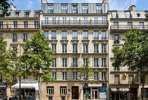 Hotel Locomo Paris facade