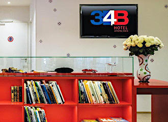 Hotel 34B reception desk