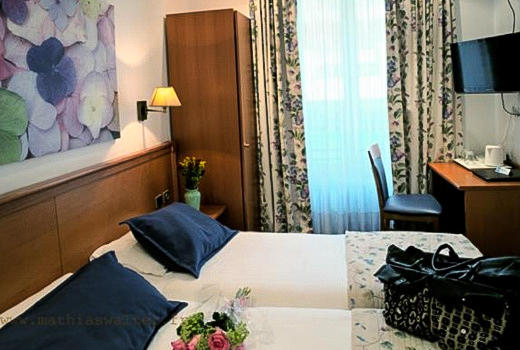 Hotel Agenor twin room