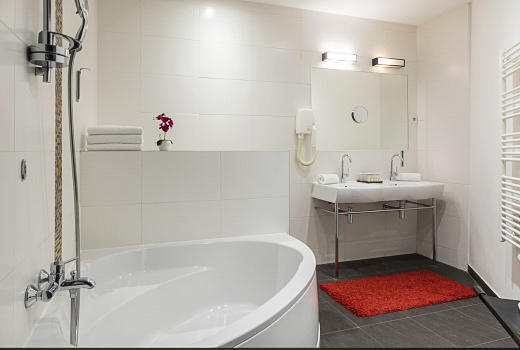 Hotel Ambre bathroom