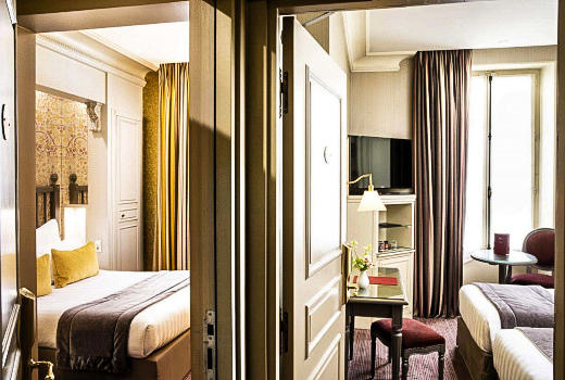 Hotel Arioso quadruple bedroom