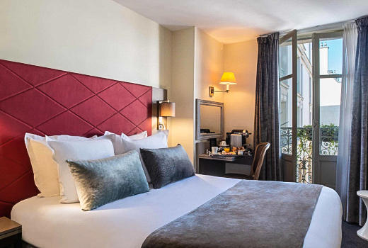 Hotel Aston Paris double bedroom