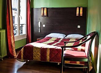 Hotel Cambrai Double Bedroom