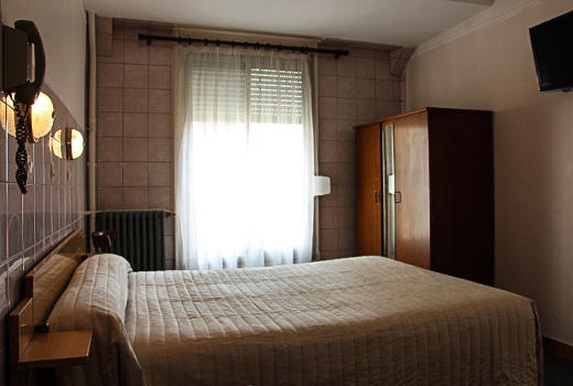 Hotel de la Comete double room