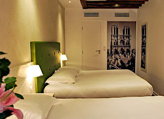 Hotel de la Herse d'Or superior triple room