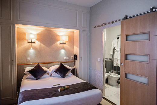 Hotel de Paris Montparnasse executive suite
