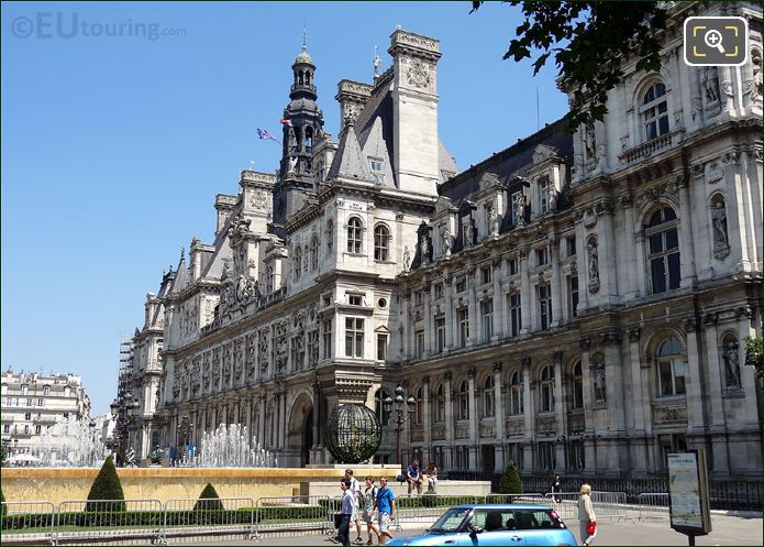 Hotel de Ville pedestrian square and fountain