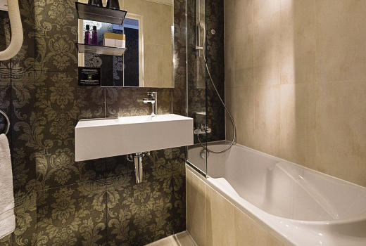 Hotel Design Sorbonne private bathroom