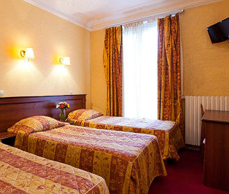 Hotel du Square d'Anvers triple room 3 beds