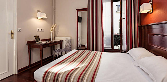 Hotel Eiffel Rive Gauche double room
