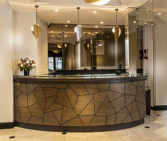 Hotel Elysees Union reception desk