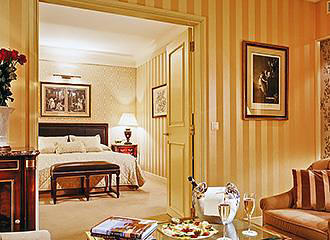 Hotel Francois 1er suite