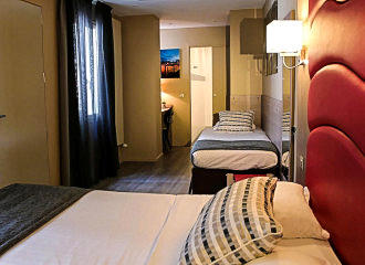 Hotel L'Interlude triple room