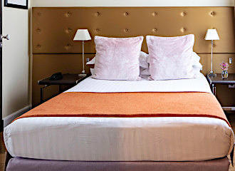 Hotel Le 123 Elysees single bedroom