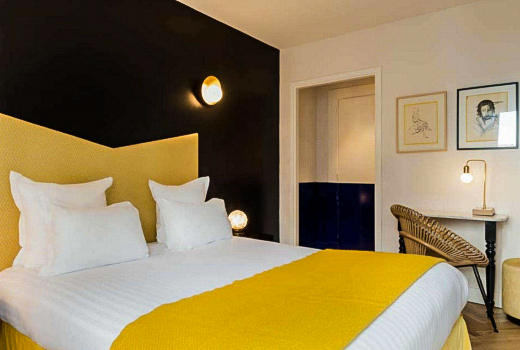 Hotel Maison Malesherbes yellow double room