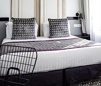 Hotel Malte superior double bedroom