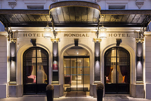 Hotel Mondial facade