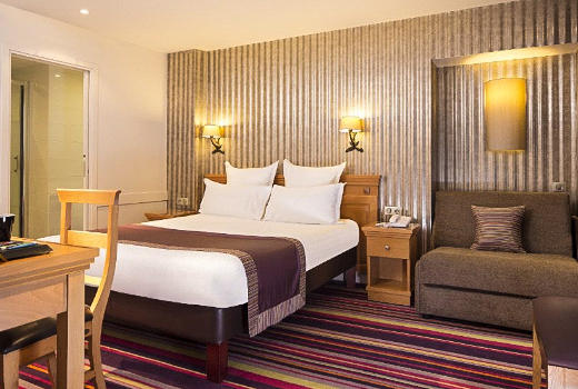 Hotel Mondial double room