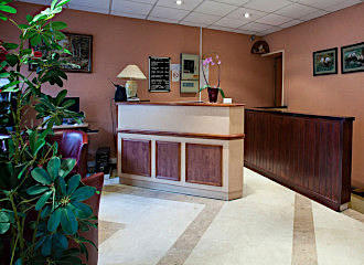 Hotel Neptune reception area