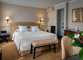 Hotel Relais Bosquet double bedroom