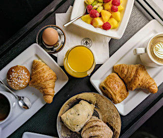 Hotel Saint-Louis Marais room service