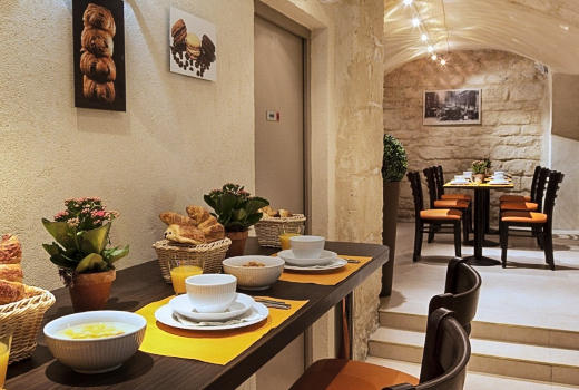 Hotel Saint Honore breakfast room