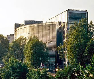 Institut du Monde Arabe building