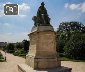 Jean Baptiste Lamarck statue at Jardin des Plantes