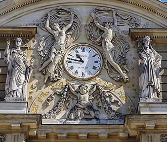 Jardin du Luxembourg historical clock