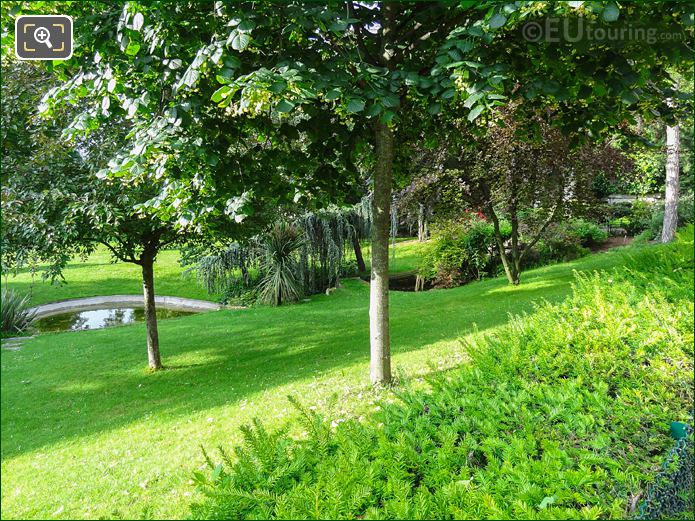 Ponds in Jardins du Trocadero laid out by Jean-Charles Alphand