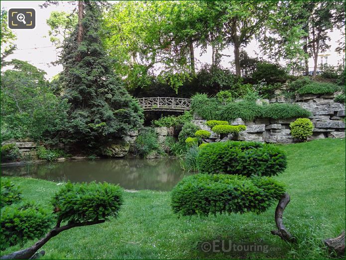 Ornamental fish pond in Jardins du Trocadero looking NW