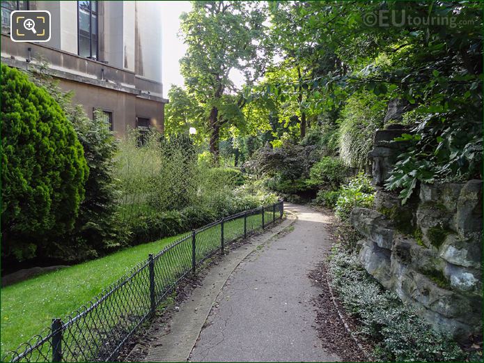 North West sloping path in Jardins du Trocadero looking SE