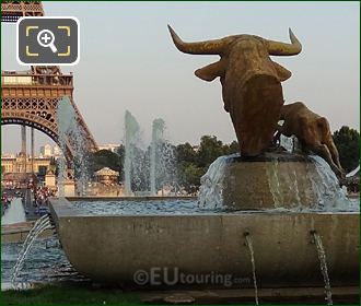 Warsaw Water Fountains in Jardins du Trocadero