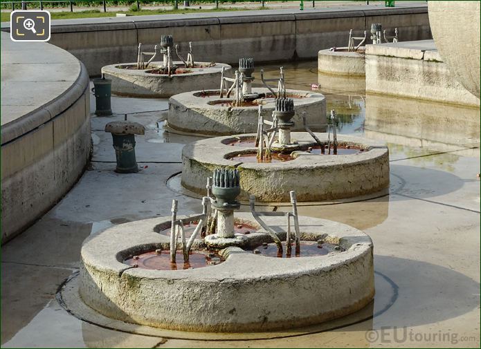 Fontaine du Trocadero water jet systems