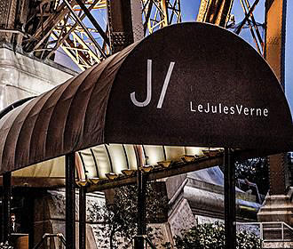 Jules Verne restaurant entrance
