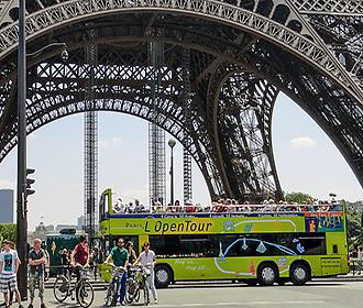 L’OpenTour bus Eiffel Tower