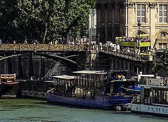 L’OpenTour bus Pont des Arts