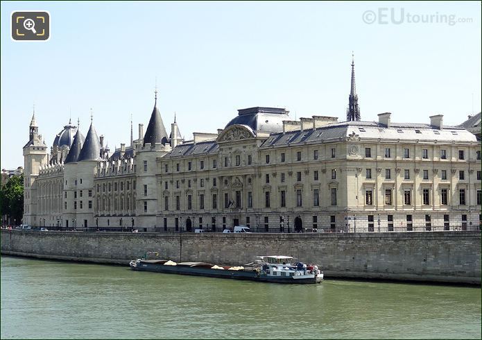 La Conciergerie architecture and River Seine