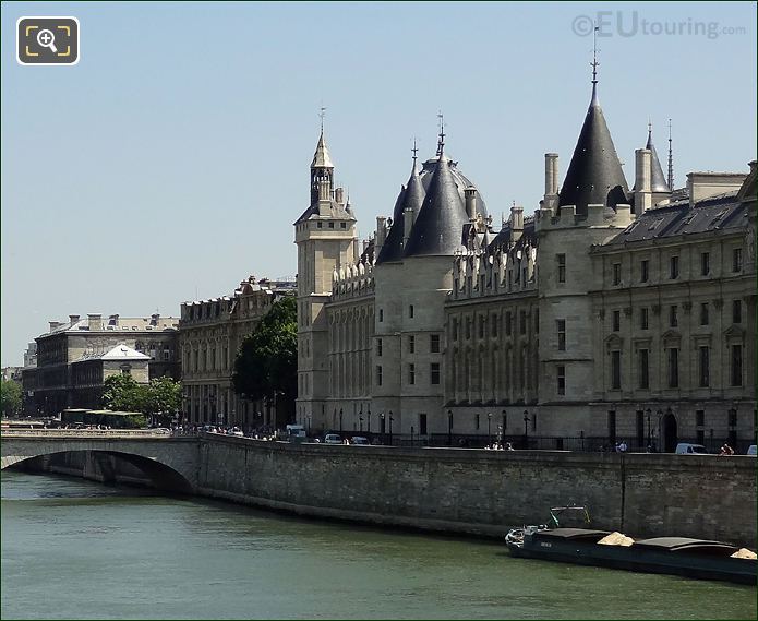 La Conciergerie and Pont au Change