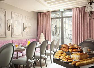 La Maison Favart Breakfast Room