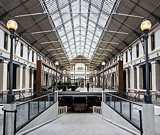 Main hall of Le Centquatre