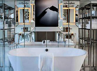 Le Royal Monceau Signature Suite Bathroom