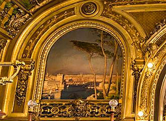 Le Train Bleu wall painting