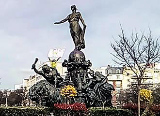 Bronze Triomphe de la Republique