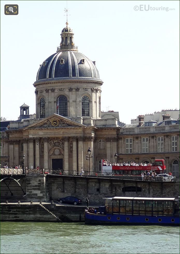 Les Car Rouges at Institut de France